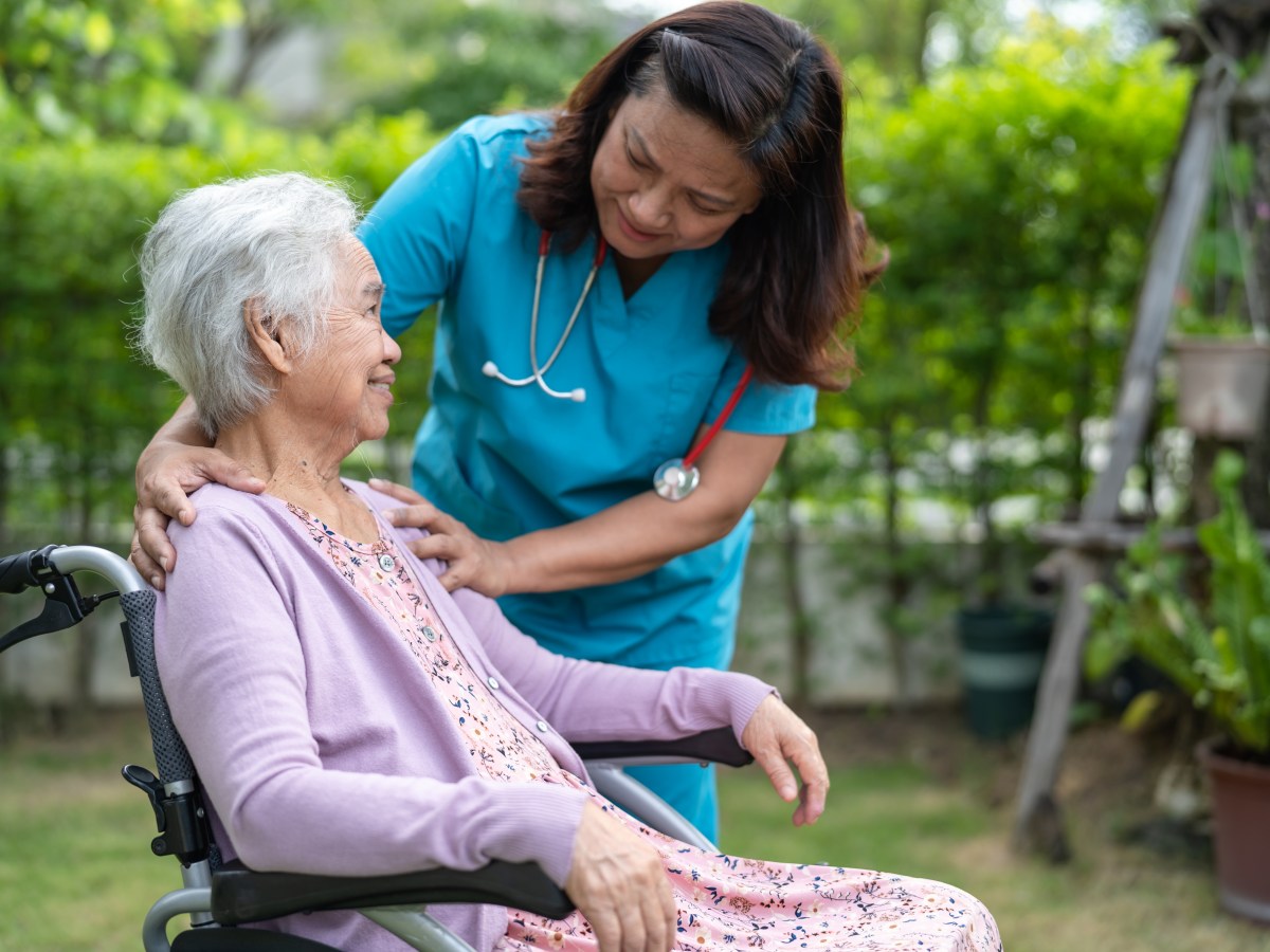 Supporting Residents with Dementia: A Compassionate&nbsp;Approach